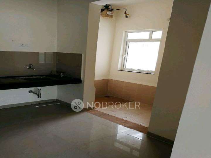 Shared Room for Female In 3 BHK  In Megapolis Sangria In Hinjawadi