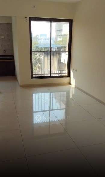 2 BHK Flat In Chandak 34 Park Estate, Goregaon West for Rent  In Goregaon West