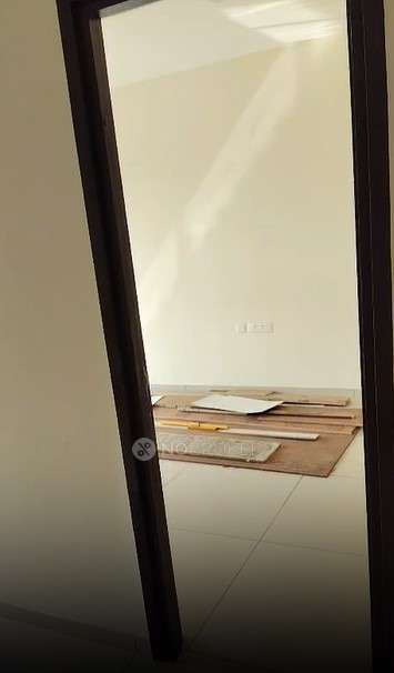 2 BHK Flat In Chandak 34 Park Estate, Goregaon West for Rent  In Goregaon West