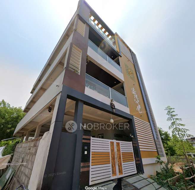 4+ BHK Flat For Sale  In Peerzadiguda