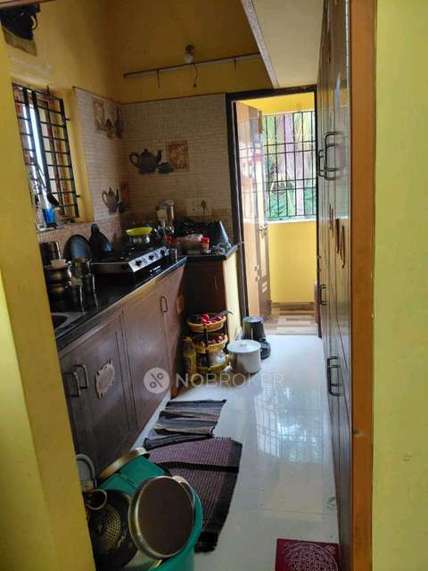 2 BHK Flat In Srivari Apartment For Sale  In Anakaputhur