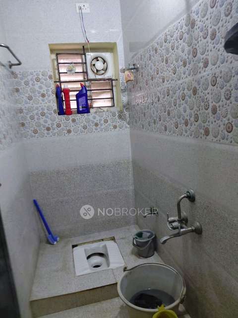 2 BHK Flat In Srivari Apartment For Sale  In Anakaputhur