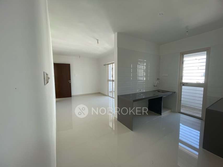 2 BHK Flat In Yashoda Trident 9 for Rent  In Sus