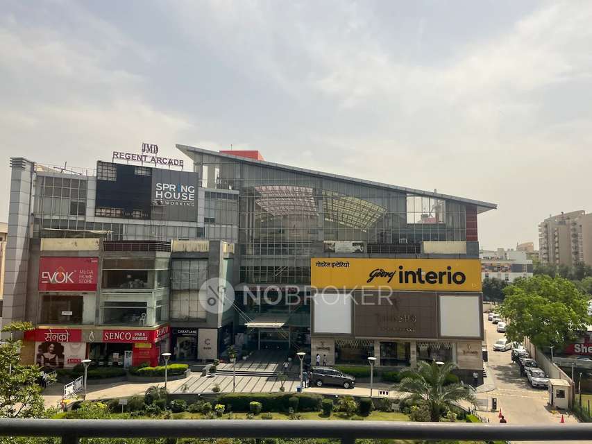 Showroom in Sector 28, Delhi for Rent 