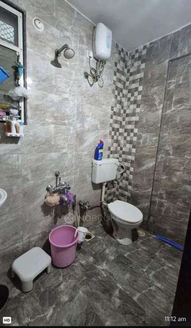 Shared Room for Female In 2 BHK  In Sukhwani Royal Residency In Morewadi