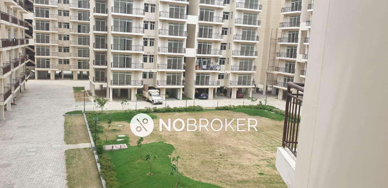 1 BHK Flat In Avl Apartment For Sale  In Sector 36