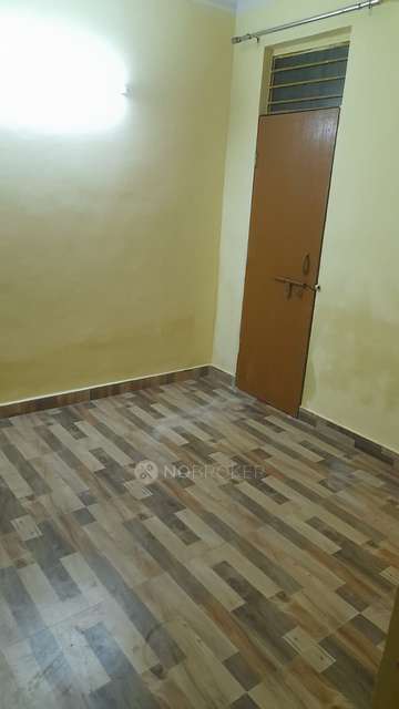 2 BHK Flat In Noida Authority ,sector-118 Noida For Sale  In  Sector 118,noida