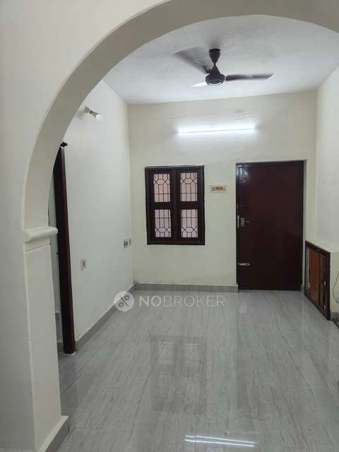 1 BHK Flat In Shubhashree Apartments, For Sale  In Thiruvanmiyur