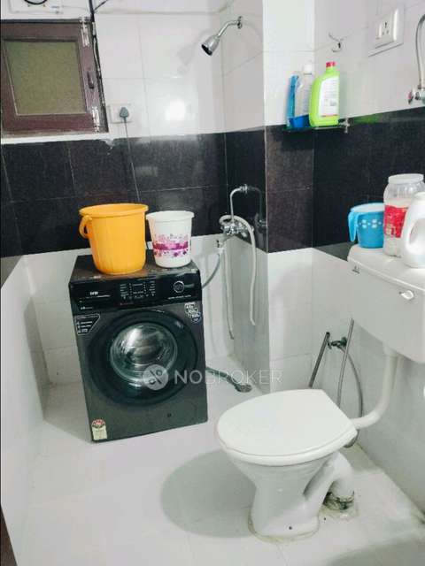 3 BHK Flat In High End Paradise  For Sale  In Ghaziabad