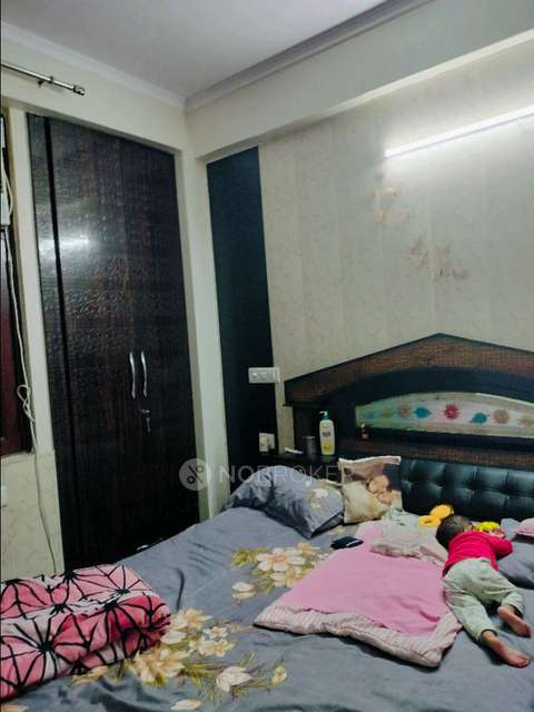3 BHK Flat In High End Paradise  For Sale  In Ghaziabad