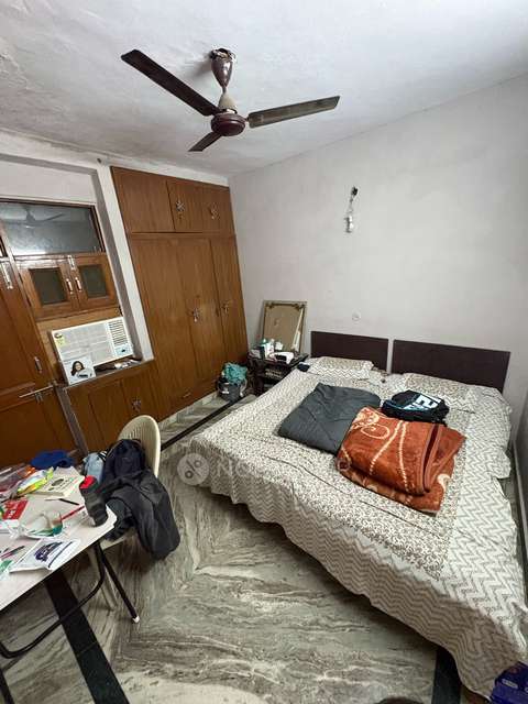 1 RK House for Rent  In Sector 23