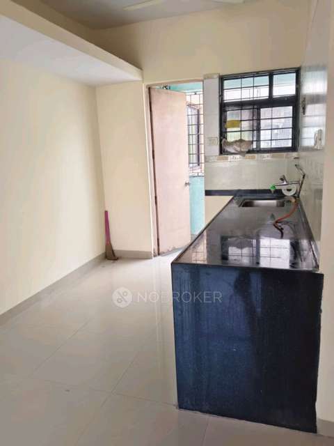 2 BHK Flat In Magarpatta City Iris, Hadapsar for Rent  In Hadapsar