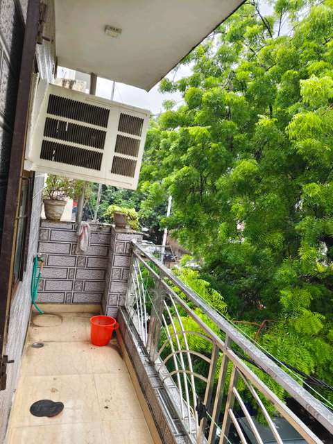 2 BHK Flat In Karmapura, F Block For Sale  In Karam Pura