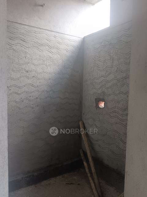 2 BHK Flat In Krishnan Kudil For Sale  In Chromepet