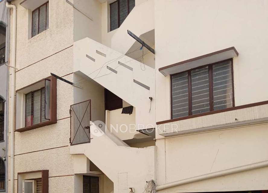 4+ BHK Flat For Sale  In Basaveshwar Nagar