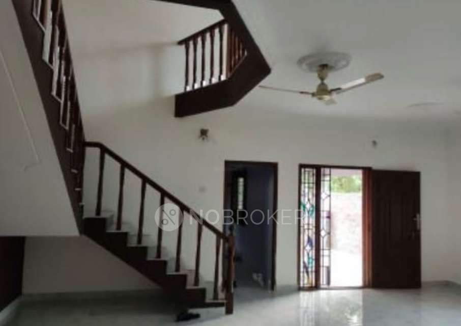 4 BHK House For Sale  In Valasaravakkam
