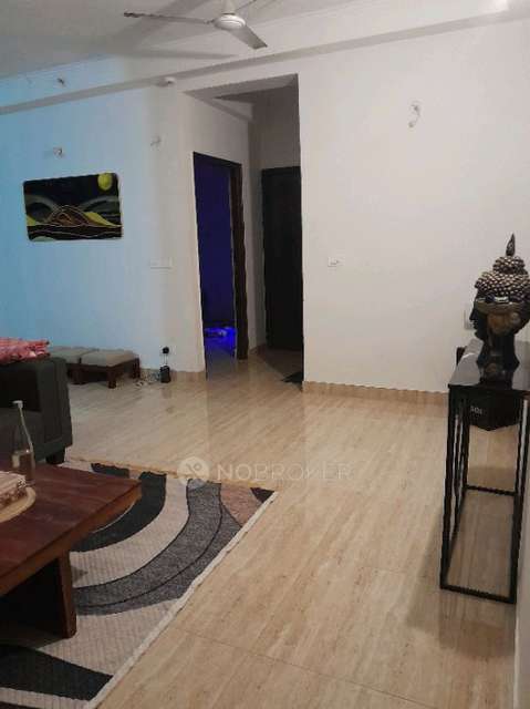 Single Room for Female In 2 BHK  In Amrapali Kingswood In D2-0304, Near Crossings Republic Road, Haibatpur, Sector 4, Greater Noida, Ghaziabad, Uttar Pradesh 201009, India