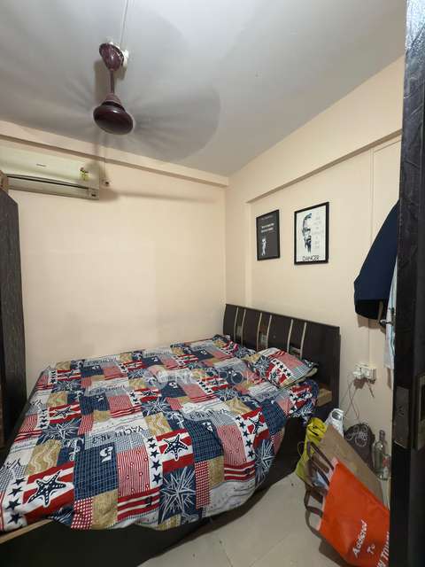 1 BHK Flat In Trivani Tower For Sale  In Kandivali West