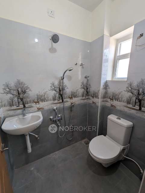 2 BHK Flat In Vishnoo Sarathy Apartments For Sale  In Triplicane