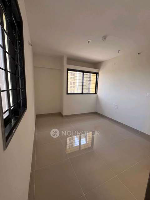 2 BHK Flat In Falcon Tower At Riverview City for Rent  In Loni Kalbhor