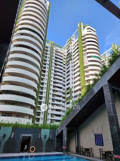 3 BHK Flat In Parx Laureate For Sale  In Sector 108
