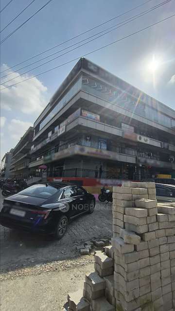 Shop in Siddharth Vihar, Ghaziabad for Rent 