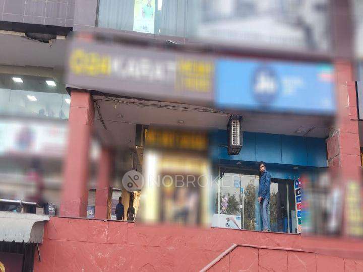Shop in Pitampura, Delhi for Rent 