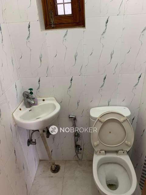 1 BHK Flat In Ganga  For Sale  In Vasant Kunj