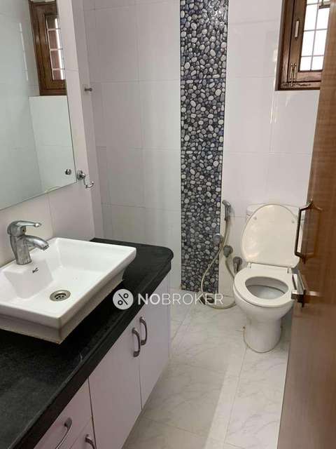 1 BHK Flat In Ganga  For Sale  In Vasant Kunj