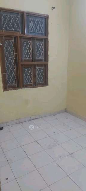2 BHK Flat In Pocket 1, Sector 20, Rohini, Delhi For Sale  In Sector 20 Pocket 1,, Sector 20, Rohini