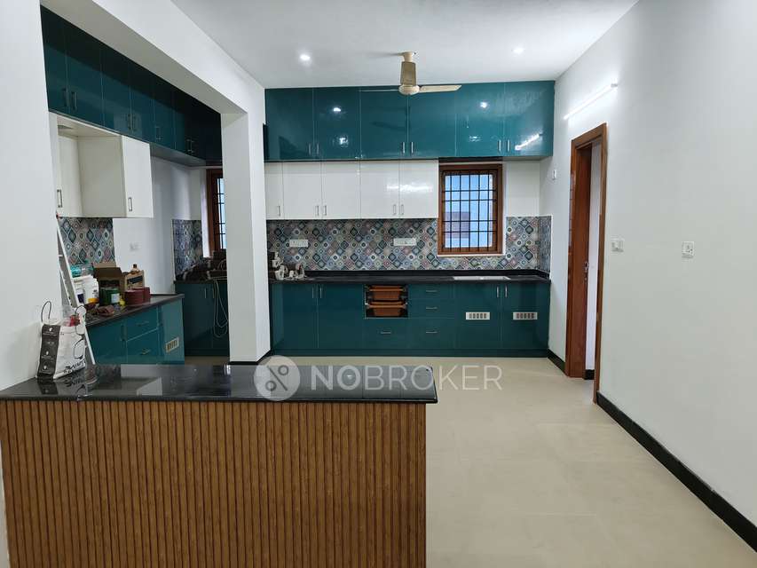 2 BHK Flat In Snehapuri For Sale  In Thiruvanmiyur