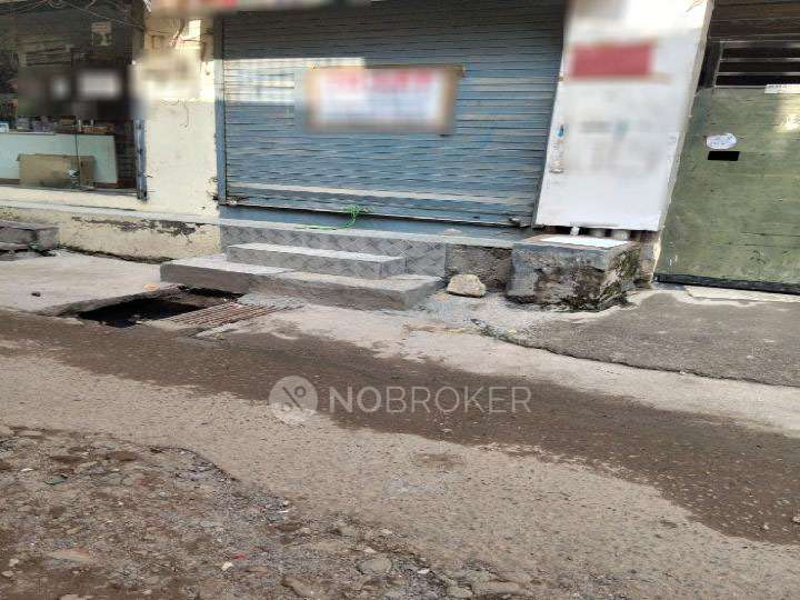Shop in Chhatarpur, Delhi for Rent 