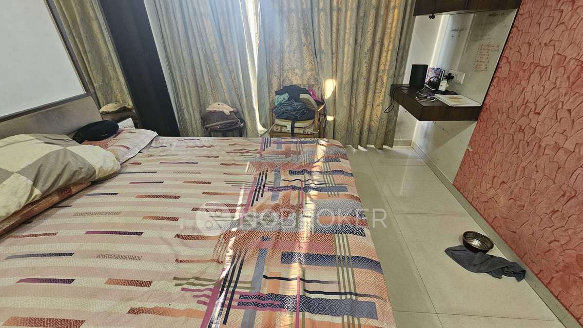 2 BHK Flat In Chandas Stella For Sale  In Goregaon West