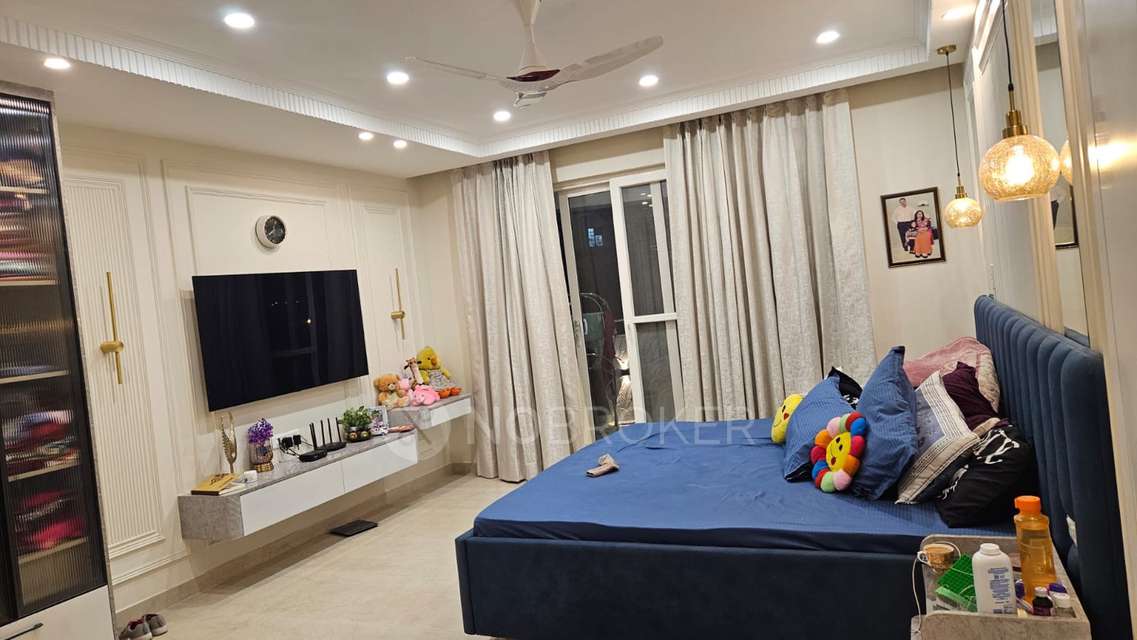 4+ BHK Flat In Parx Laureate For Sale  In Sector 108