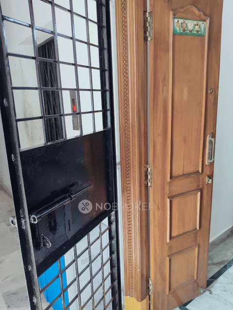 2 BHK Flat In Shuba Lakshmi Apartments For Sale  In Kothapet