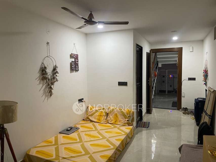 1 RK Flat In Standalone Building  for Rent  In Sector 57
