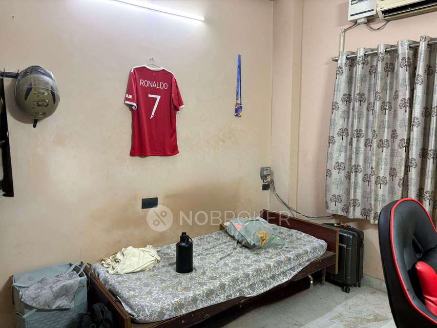 Single Room for Male In 3 BHK  In Standalone Building  In Madhapur