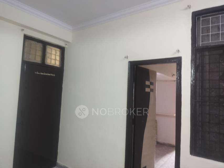 1 BHK Flat In Raj Apartment, Shalimar Garden For Sale  In Sahibabad