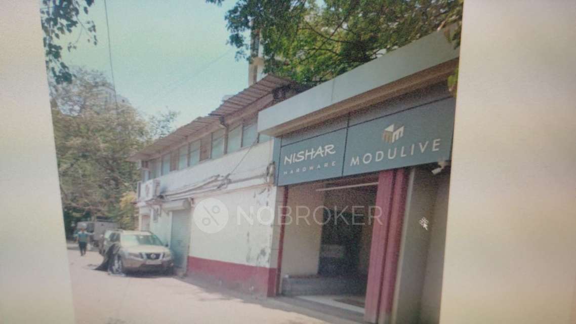 Godown/Warehouse in Nana Chowk, Mumbai for Rent 