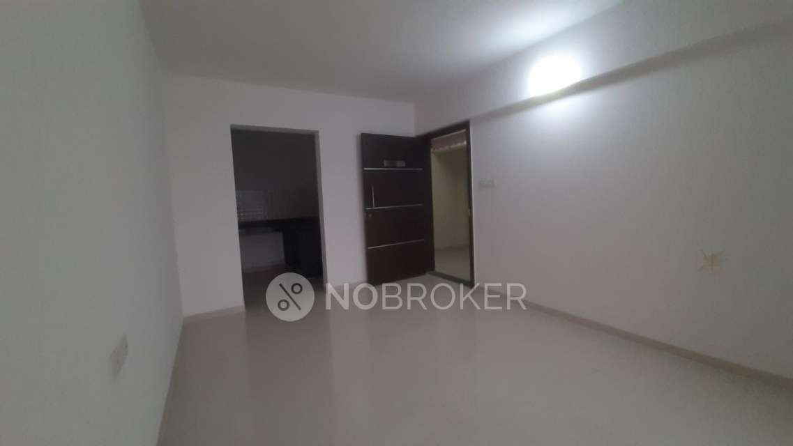 2 BHK Flat In Majestique Nest for Rent  In Phursungi