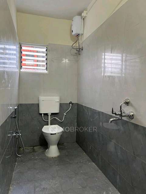 Single Room for Female In 1 RK  In Jijamata Chowk,sarover Colony,akrudi In A33, Bharatmata Society Ln, Sarowar Society, Walhekarwadi, Gurudwara Colony, Nigdi, Pimpri-chinchwad, Maharashtra 411033, India