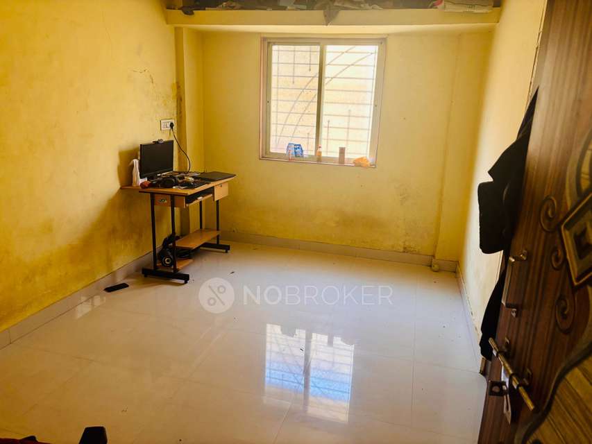 1 BHK Flat In Padmalaya Building for Rent  In Chinchwad