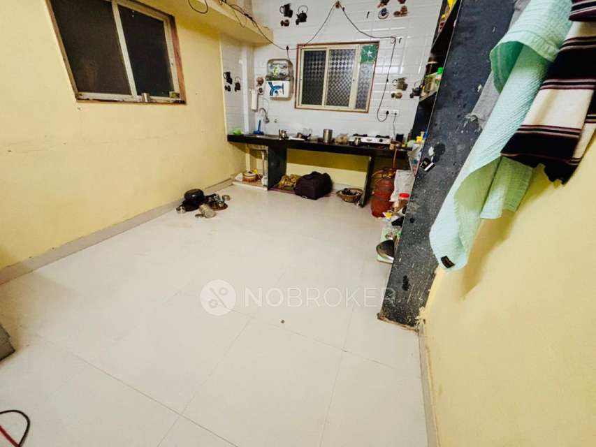 1 BHK Flat In Padmalaya Building for Rent  In Chinchwad