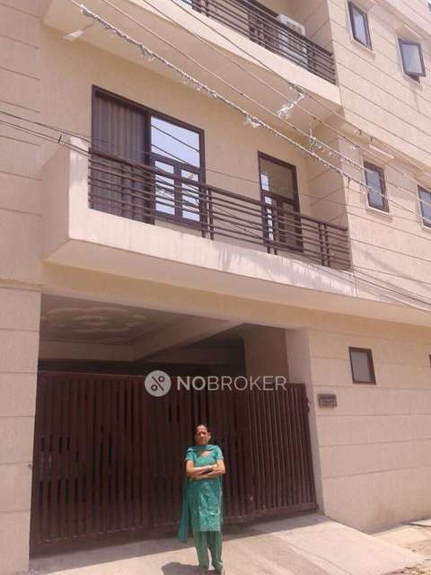 2 BHK Flat In Bajrang Apartment For Sale  In Sector-5
