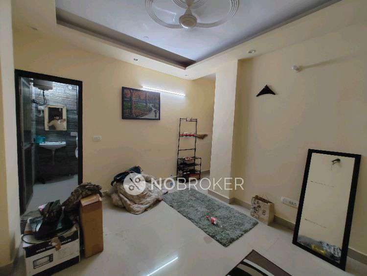 1 BHK Flat In Balaji Apartment , Devta Moholla , Sultanpur For Sale  In Sultanpur