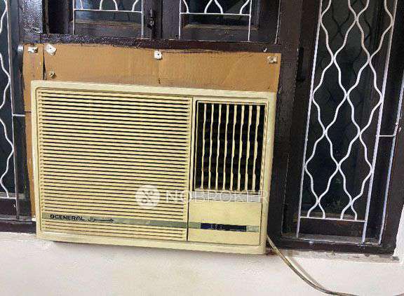 2 BHK Flat In Dda Janta Flat For Sale  In Rohini