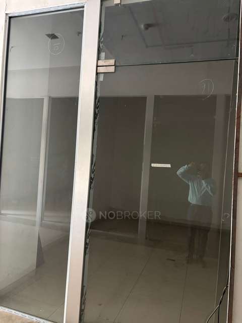 Showroom in Nibm, Pune for sale 