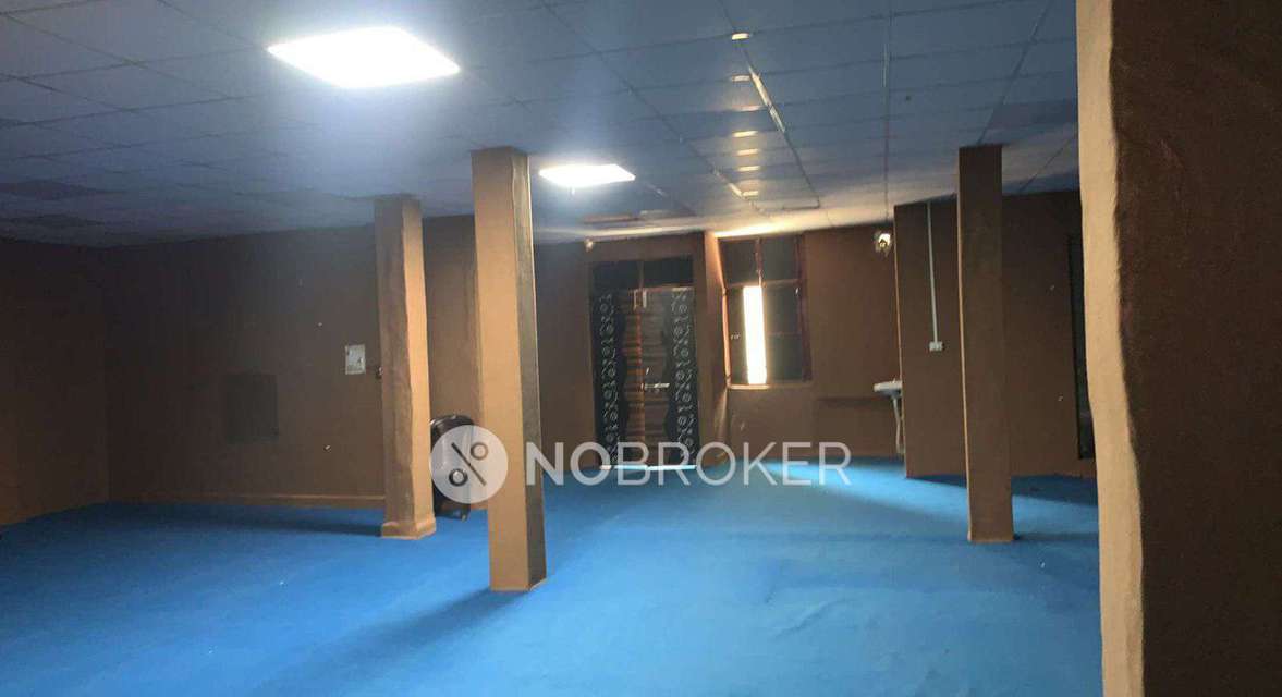 Godown/Warehouse in Pitampura, Delhi for Rent 