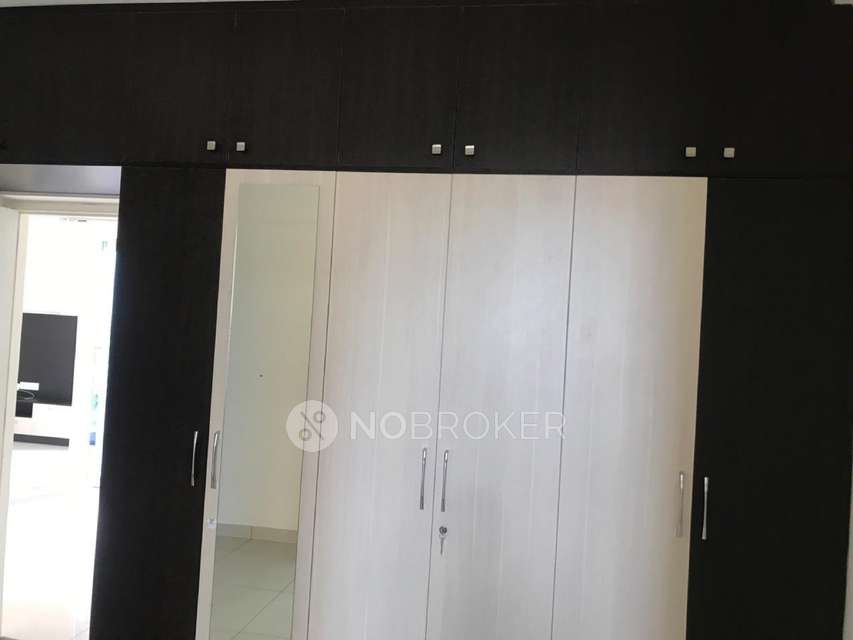 2 BHK Flat In Shapoorji Pallonji Parkwest  For Sale  In Binnypet Binnyfields, Chamrajpet