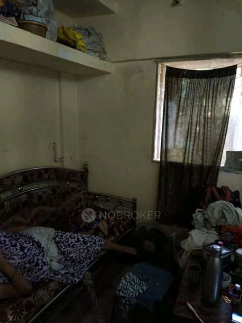 1 RK Flat In New Guruprasad Chs Virar East For Sale  In New Guruprasad Co-op.hsg.soc.ltd.